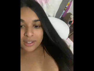 BrunetteAngelly