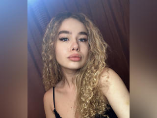 CurlyXBabe