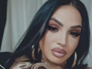 KimHotSkinny