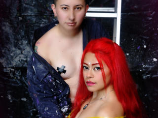 DakotaAndAya