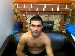 YourHotGuyX