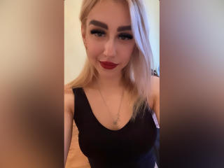 LilyQHot