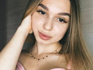 AngelinaHott