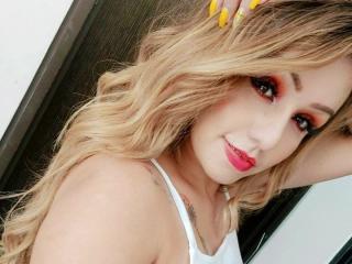 BlondeLucianaa