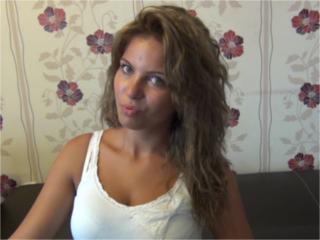 RafaellaHot