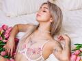 LaraMoss - Live Sex Cam - 24877601